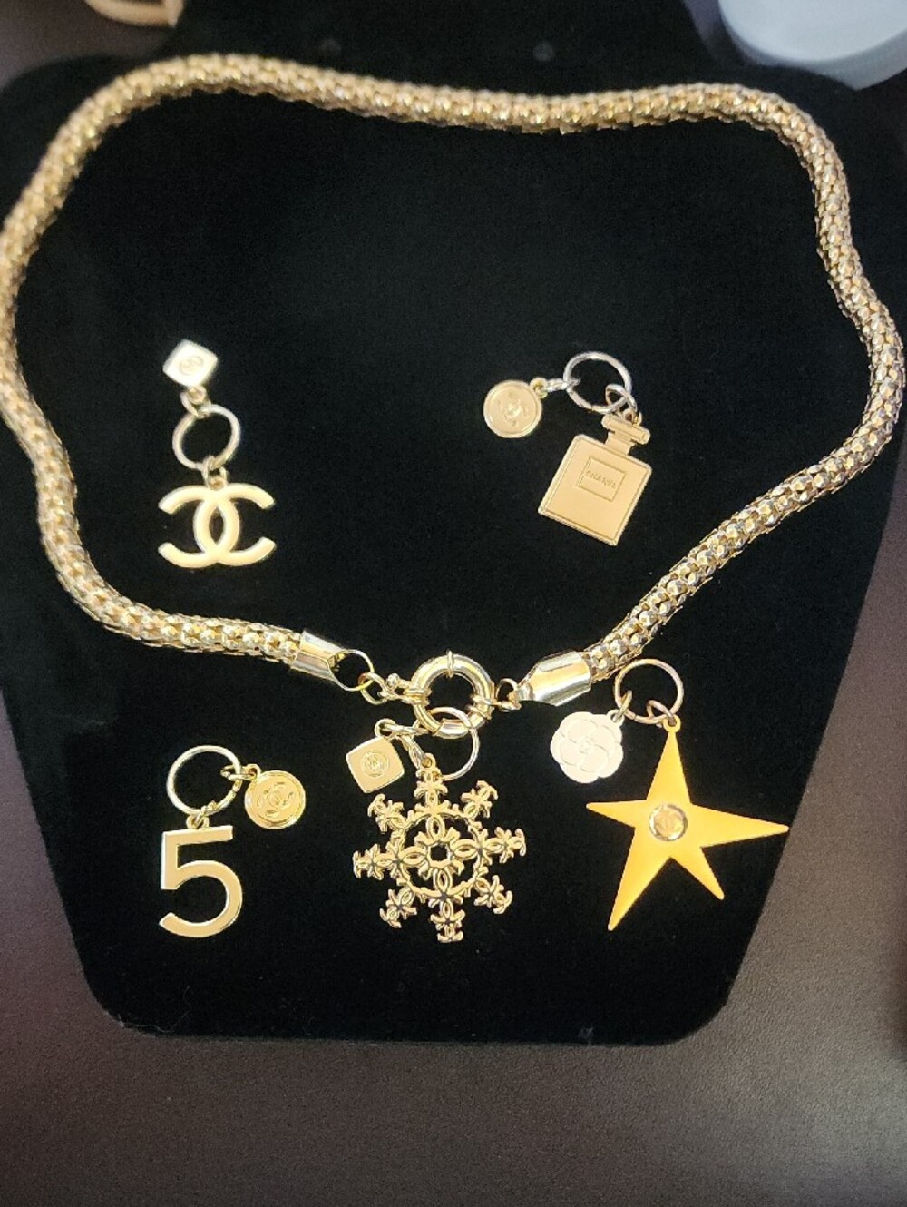 Chanel Christmas Charms Set Of 5  W/ Free Gold Tone Charm Necklace 1 Of A Kind!